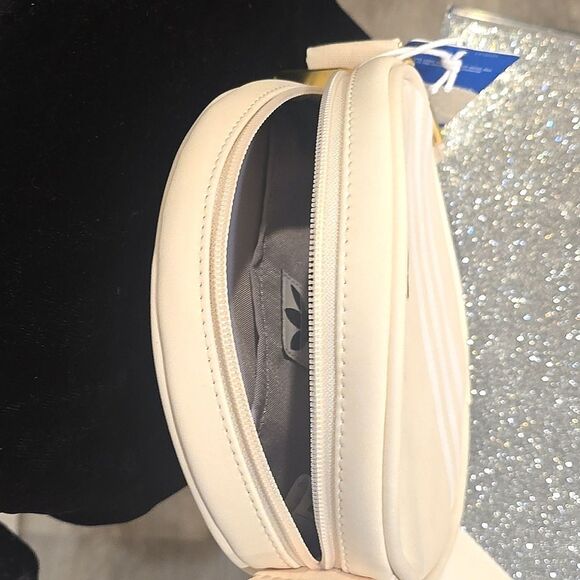 Adidas Terrace Crossbody Bag- White/Gold Metallic/White - Picture 11 of 11